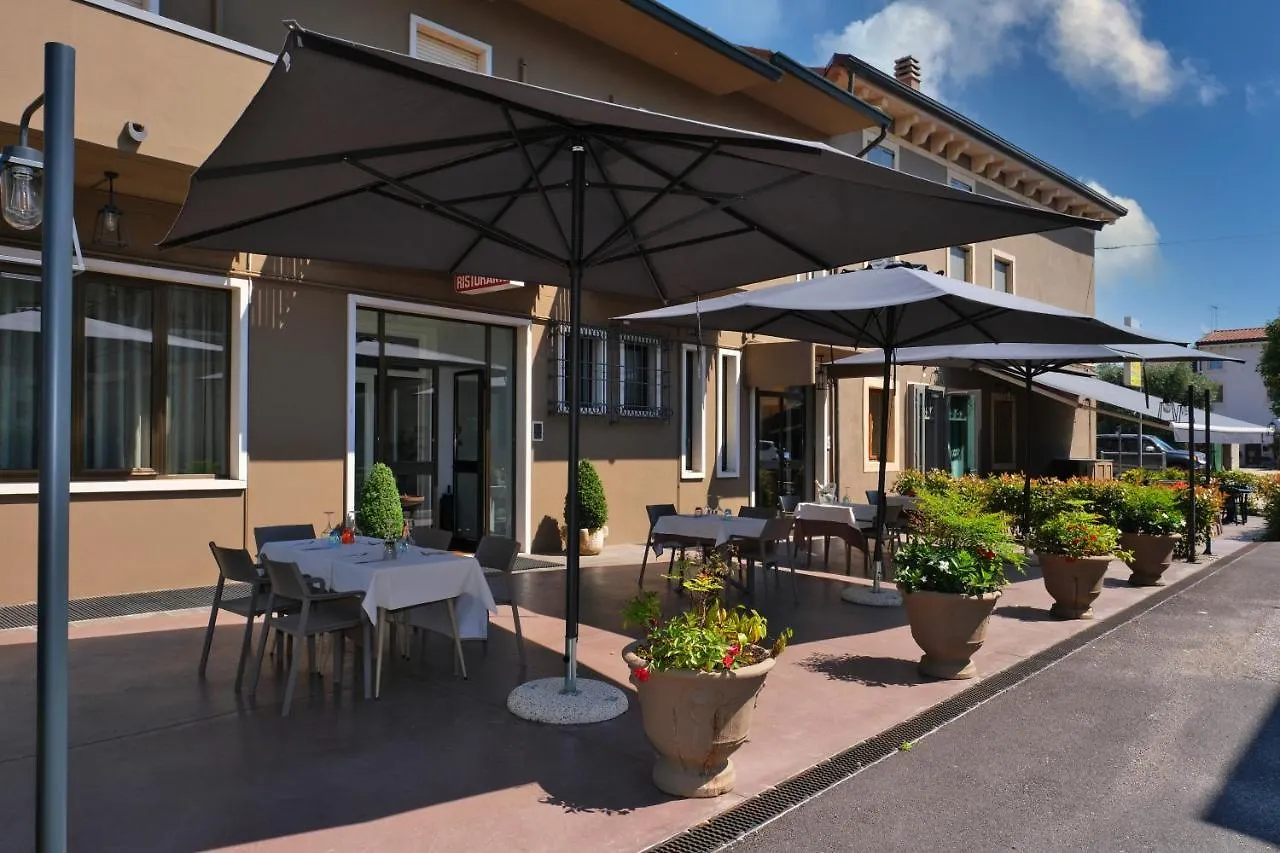 Hotel Gelmini Werona 2*,  Włochy
