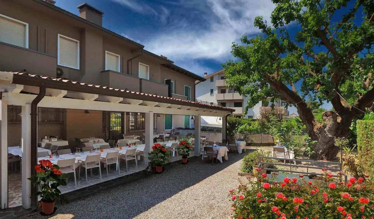 Hotel Gelmini Werona 2*,