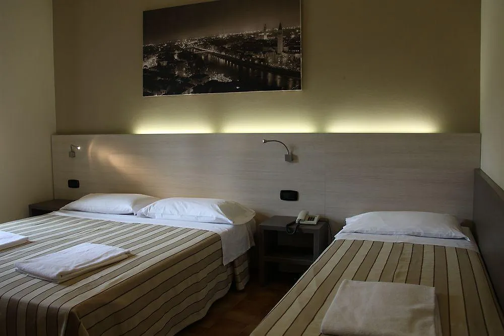 Hotel Gelmini Werona
