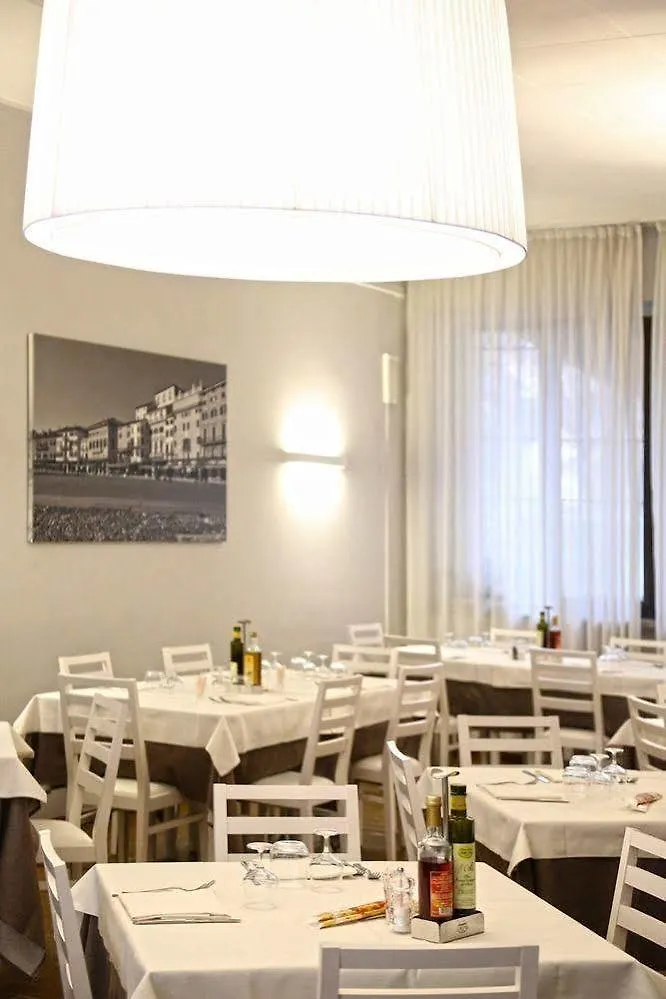 Hotel Gelmini Werona 2*,  Włochy